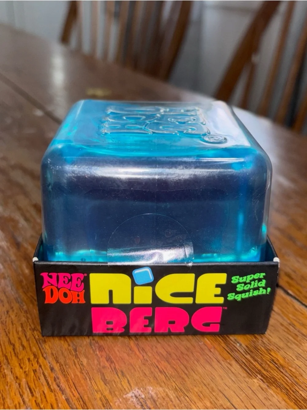 Only 1 left‼️ NeeDoh Nice Berg - Fast shipping! - Picture 1 of 2
